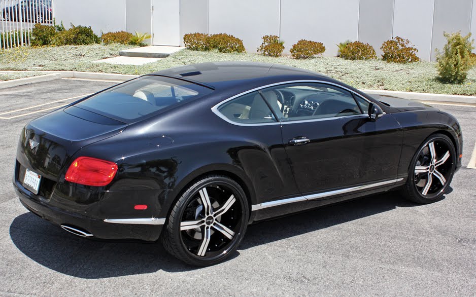 Gianelle Cancun On Black Bentley Continental